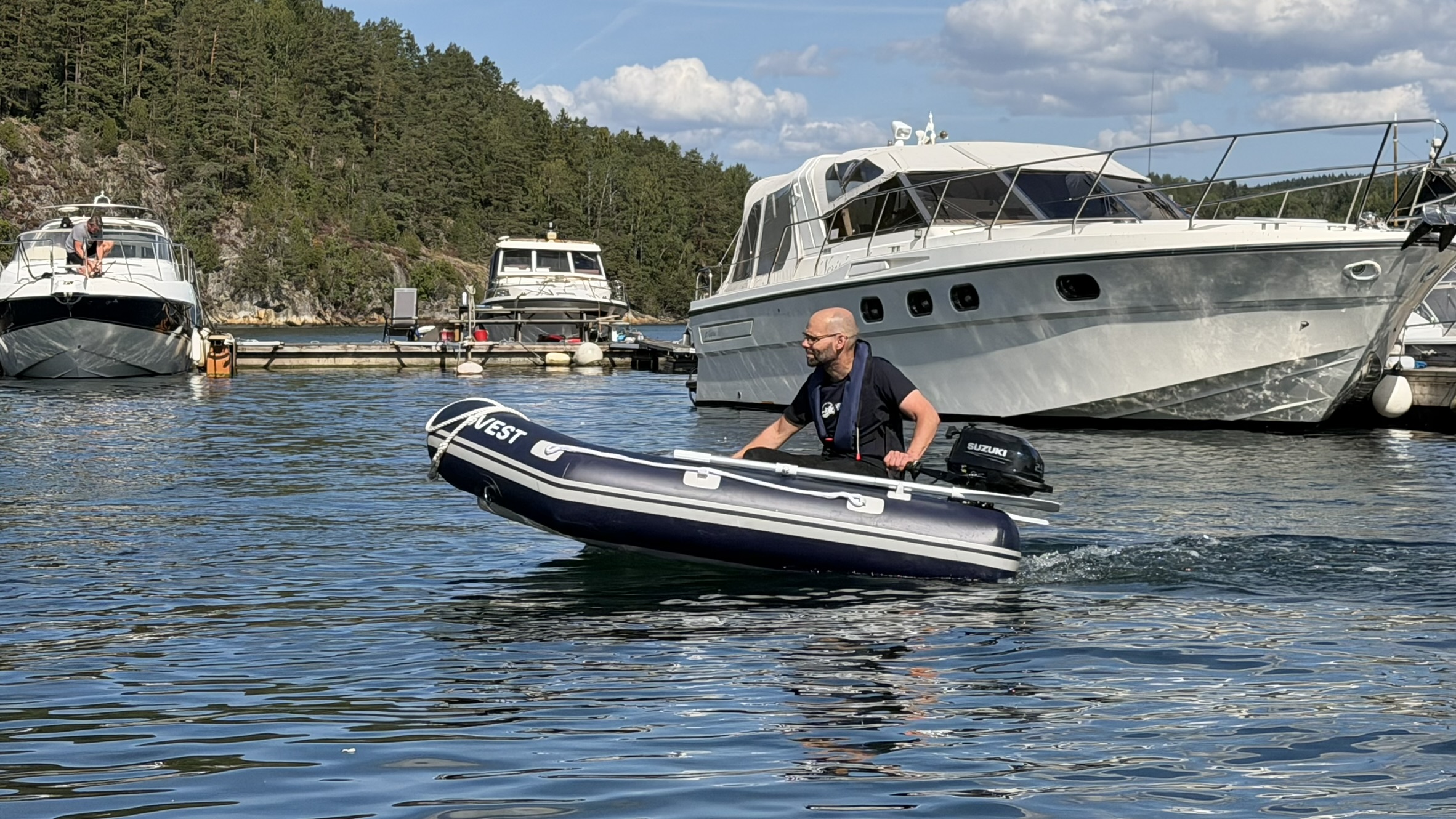 West Light 250